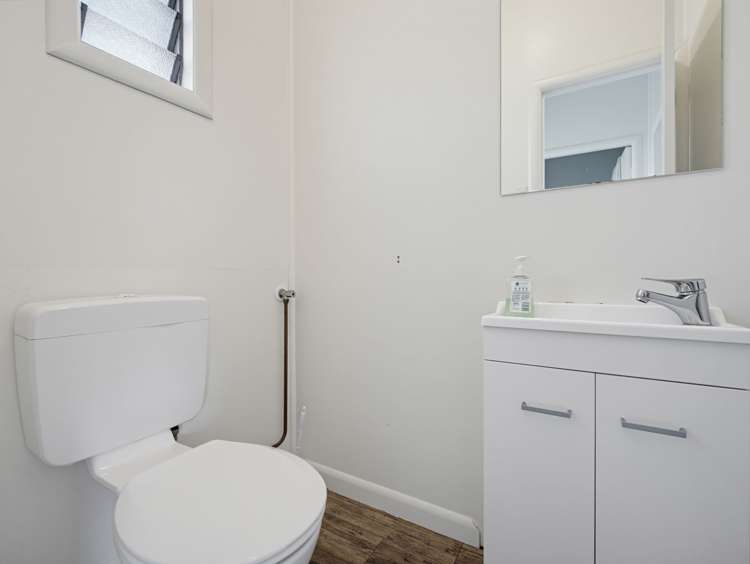 241 Cambridge Road Hillcrest_11