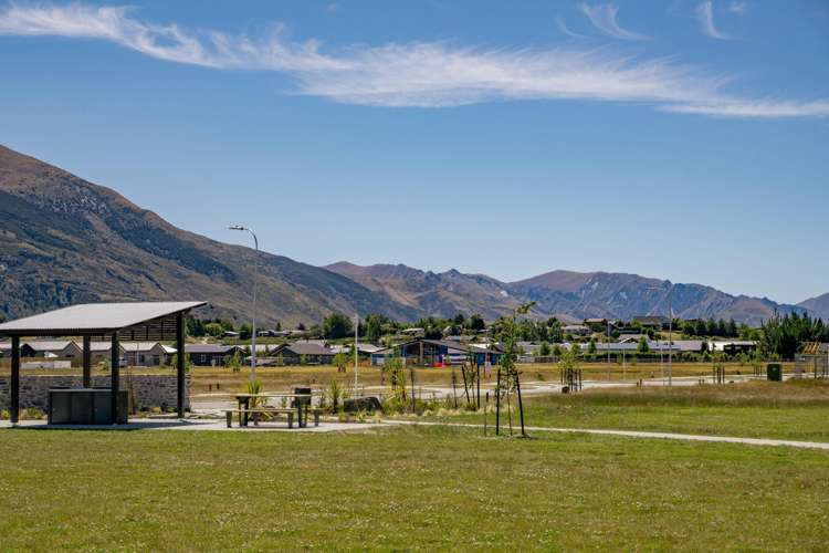 Longview Subdivision, Reserve Series Lake Hawea_5