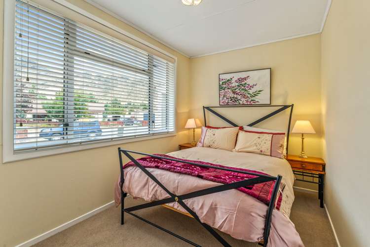 3 Saint Cuthbert Place Omarama_6