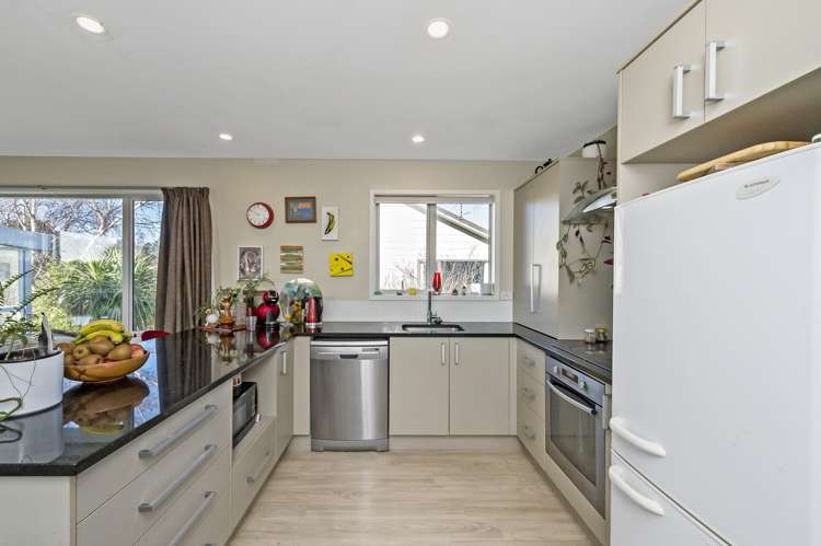 12 Swindells Road Waikuku Beach_12