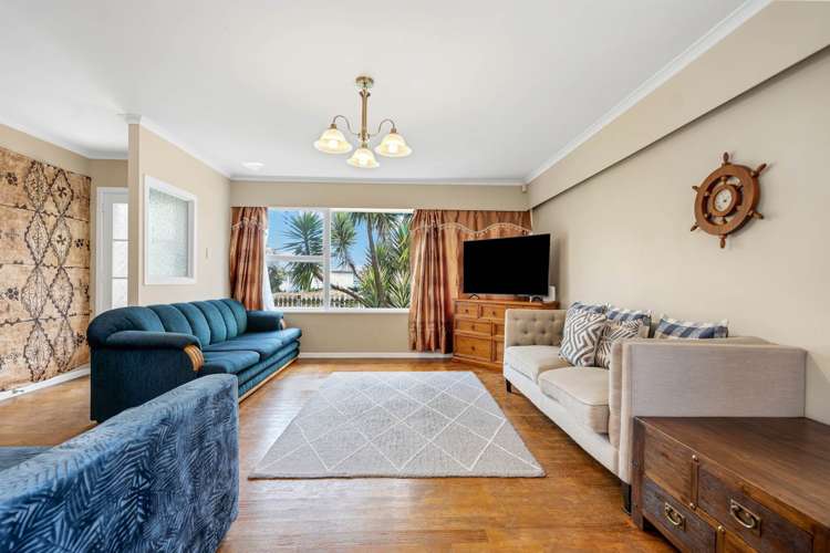 14 Tairere Crescent Rosehill_10