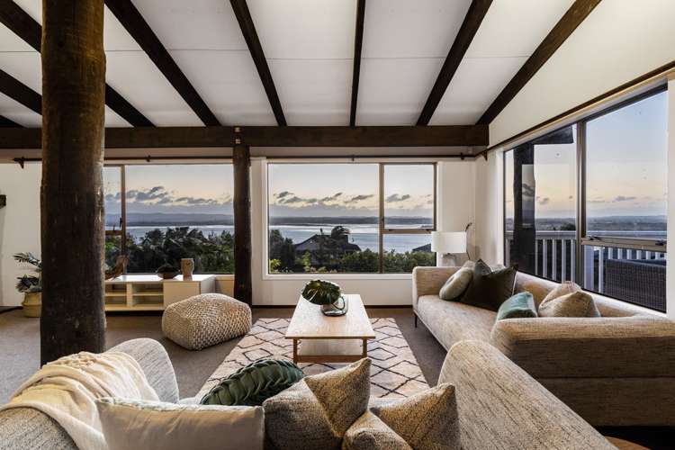 48 Hadfield Street Beach Haven_23