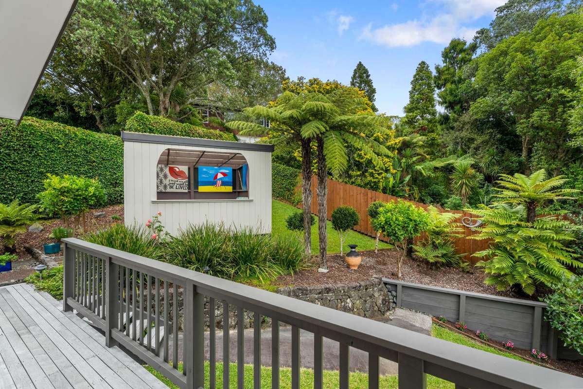 7 Barton Street East | Blockhouse Bay | Auckland City | Houses for Sale ...