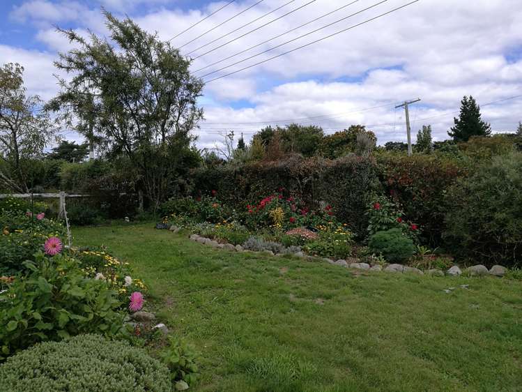 21 South Featherston Road Featherston_11