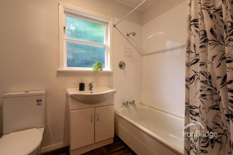 47 Petrie Street Wainuiomata_11