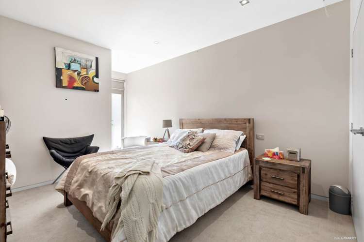 6/16 Beach Front Lane Browns Bay_8