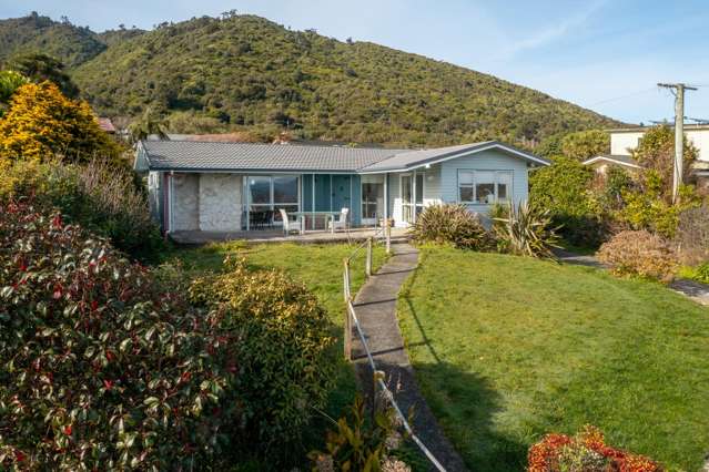 Weatherboard Bungalow