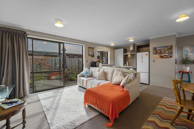 9/108 Old Farm Road Hamilton East_6