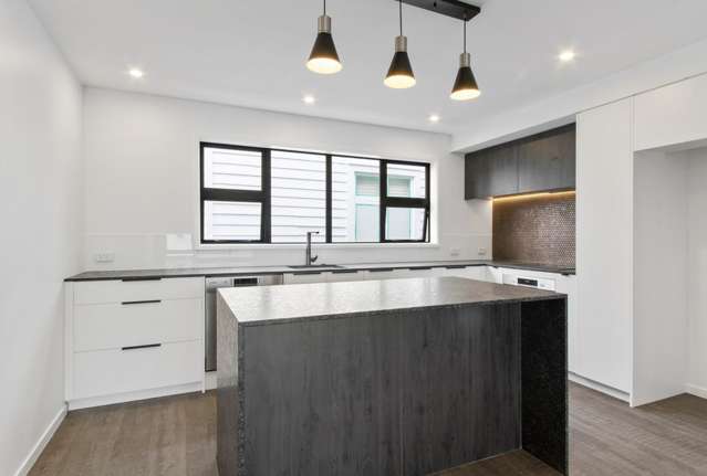 3/32 Cardigan Street Morningside_3