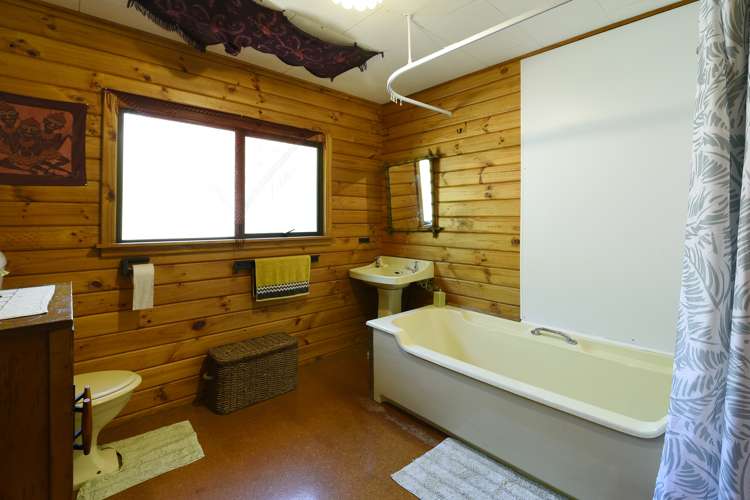 905 Wakamarina Road Havelock_10