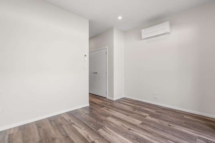 4/17 Clearwater Street 11329_13