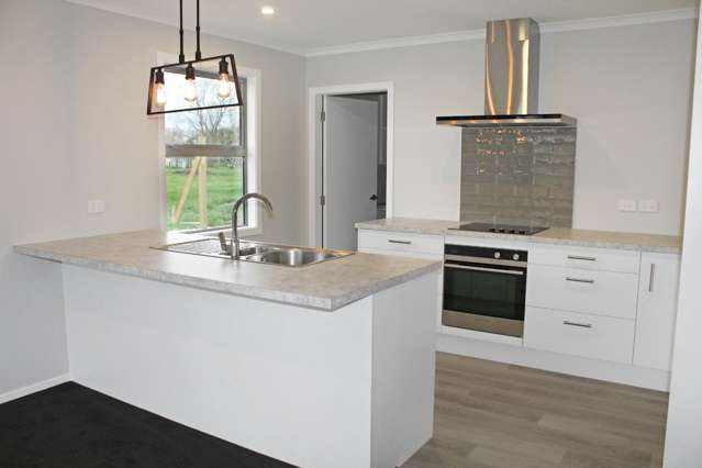 7 Kanzan Grove Feilding_1