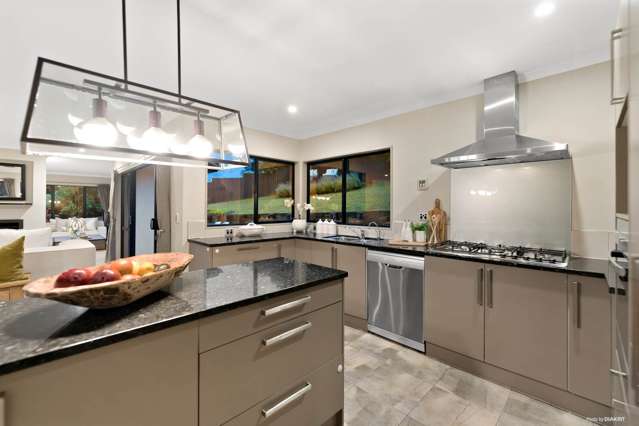 38 Gibbston Crescent Flat Bush_4