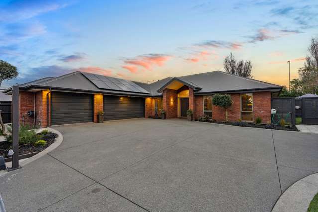 Family Favoured!