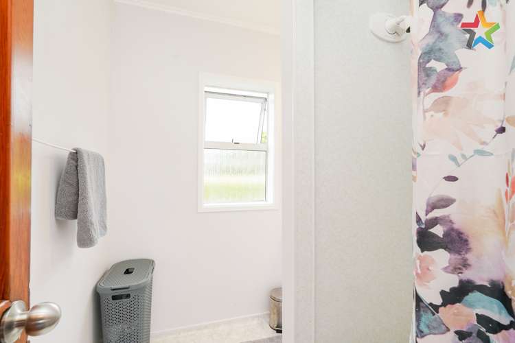 35 Sinclair Avenue Nightcaps_15