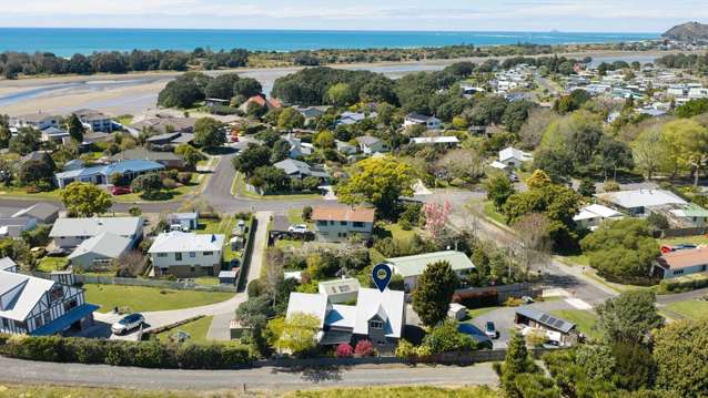 4 Adela Stewart Drive Athenree_2