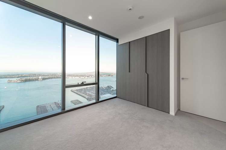 4801/10 Commerce Street City Centre_10