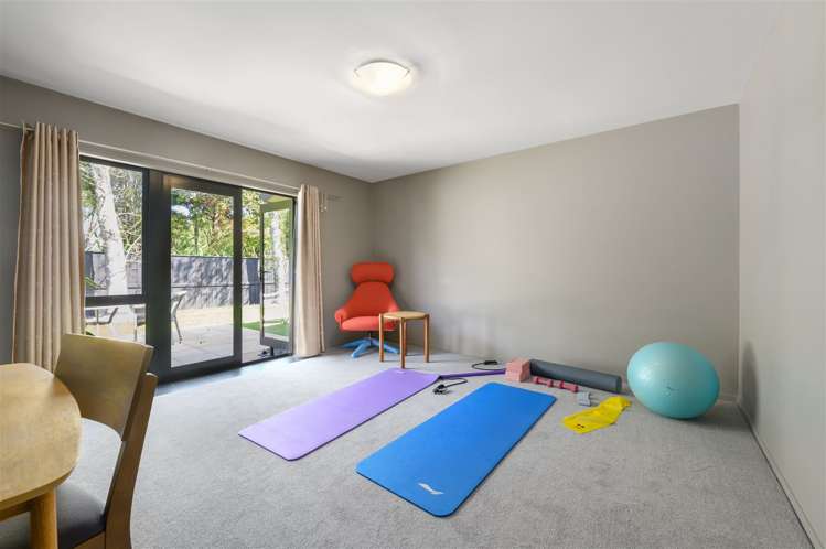 22 Palliser Drive Huntington_17