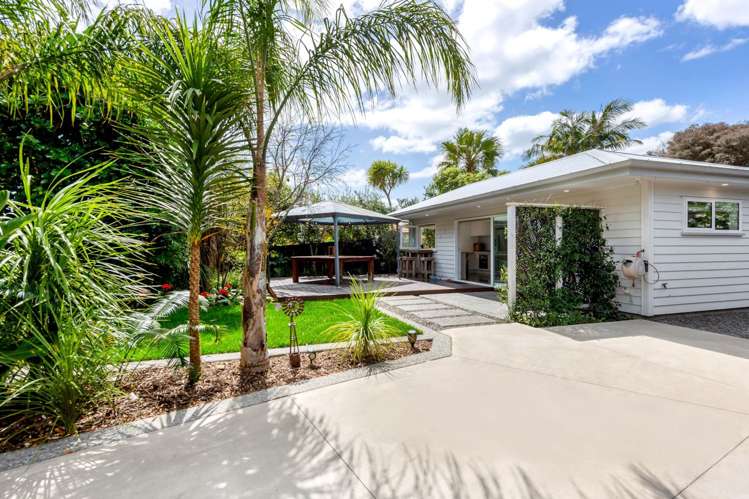 4 Julia Way Beachlands_2