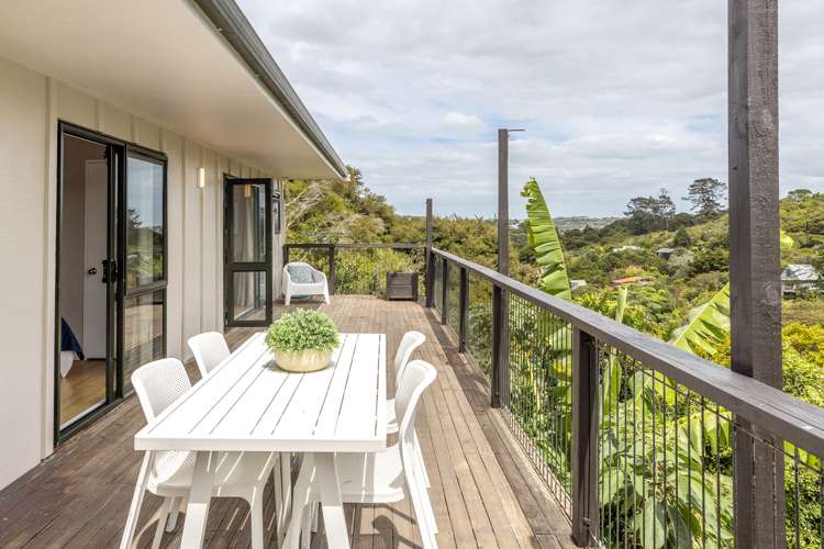 25a Pacific Parade Surfdale_17