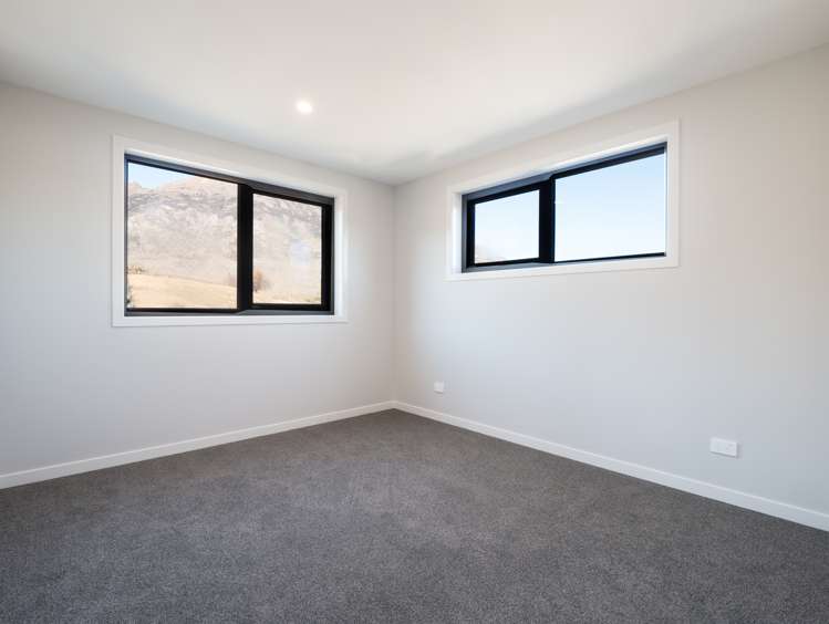 9 Longlands Street Dalefield/Wakatipu Basin_17