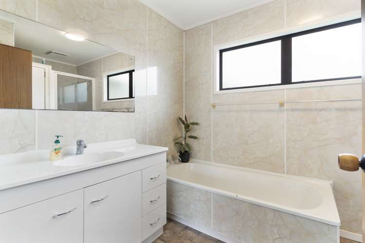 14a Karaka Street New Lynn_9