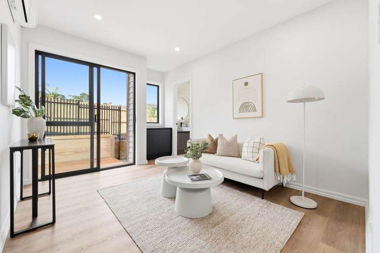 2 Antler Lane Greenhithe_18