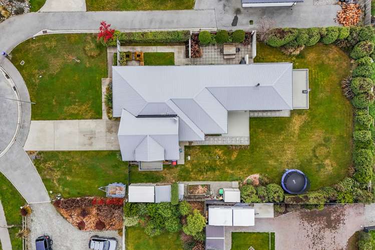 27 De Bettencor Place, Mount Pisa_2