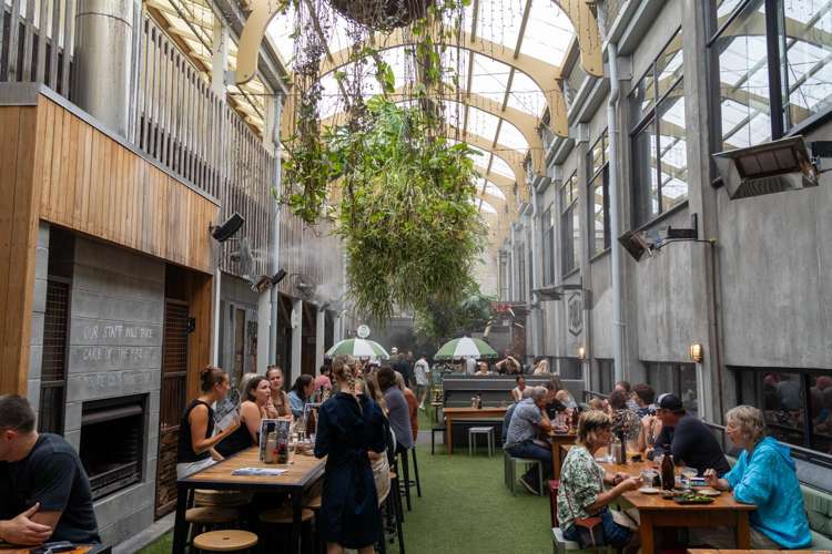 b/47 Queen Street New Plymouth_12