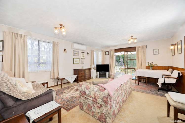 16 Enderby Drive Te Atatu Peninsula_1