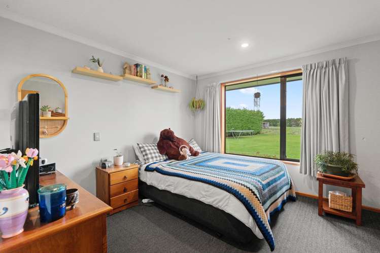 154 Myross Road Myross Bush_19