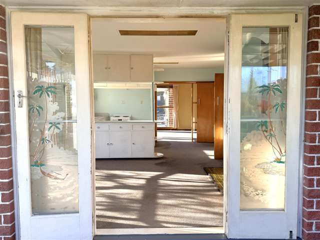 7 Gilbert Road Paroa_3