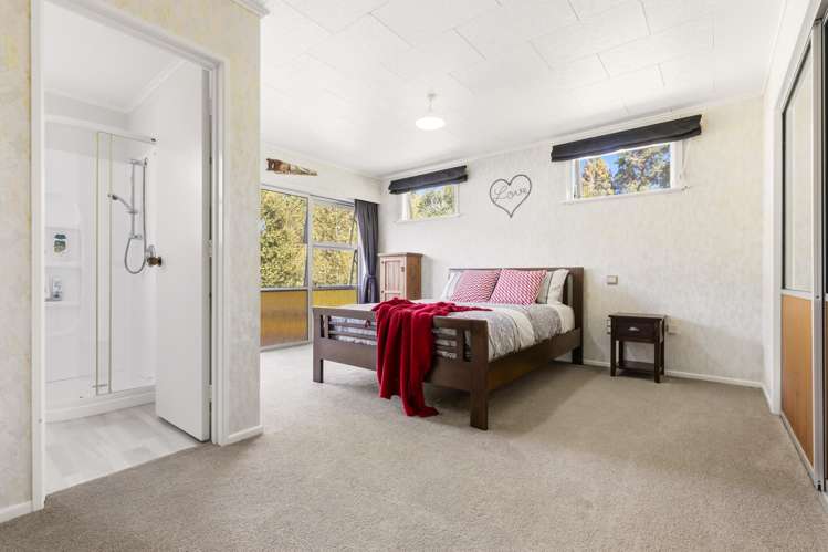 19 Tawa Street Ohura_16