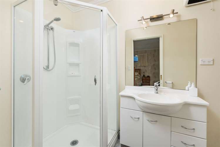 3 Little Oak Common Wanaka_10