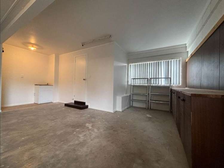 11a Mongorry Place Mt Roskill_11