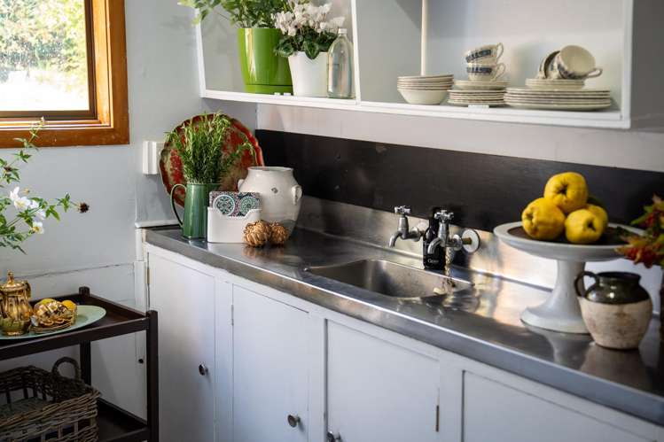 28 Harrington Street Lawrence_23