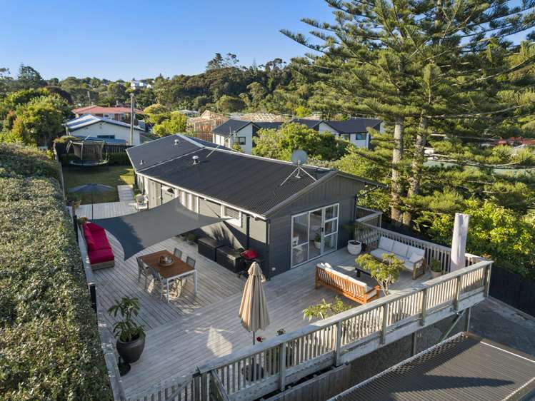 21 Lowtherhurst Road Massey_19