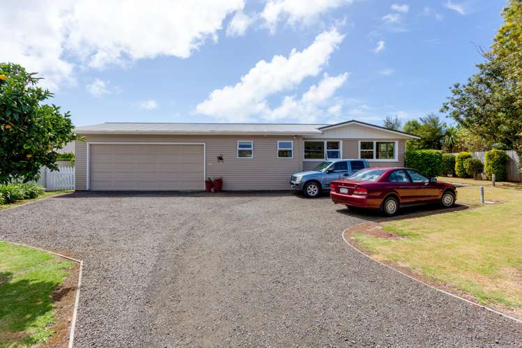 3 Laycock Road Tairua_16