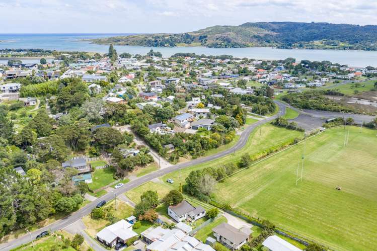 25 Cross Street Raglan_23