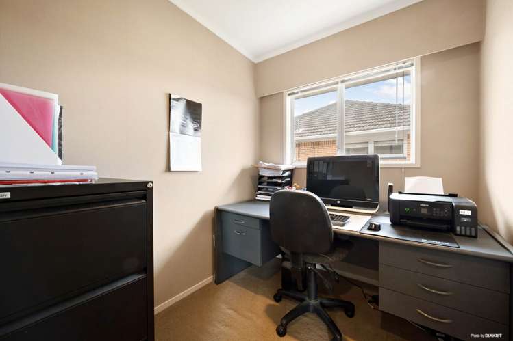 12 Letterkenny Place Blockhouse Bay_14