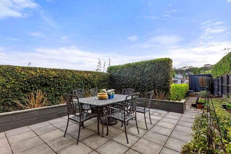 4/2 Tiwai Road Royal Oak_15