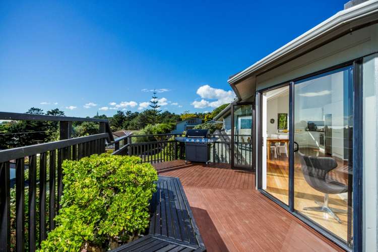10 Bellbird Rise Murrays Bay_18
