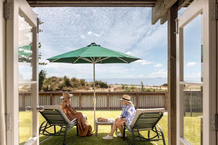 69 Marine Parade Mt Maunganui_13