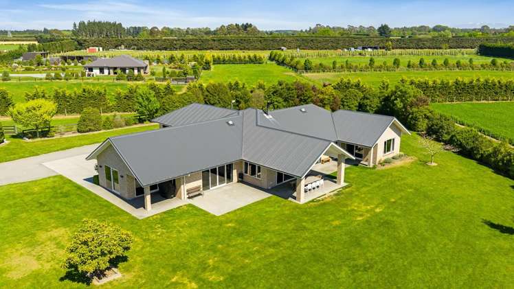 249 Curraghs Road Rolleston_18