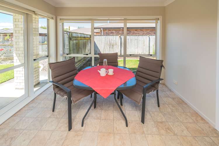 12 Gilligan Close College Estate_21