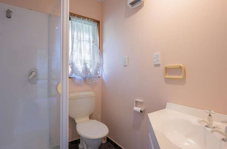 70 Olympus Way Richmond_13