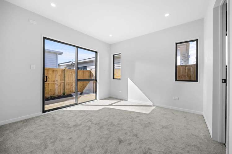16 Tuwai Crescent Opaheke_14