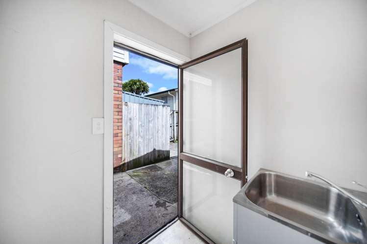 12 Ronald Place Manurewa_30