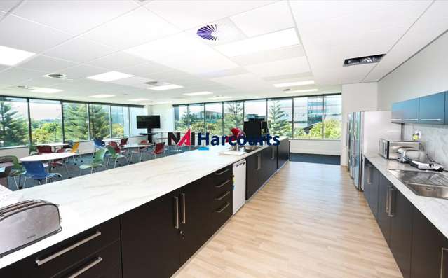 Address withheld Takapuna_3