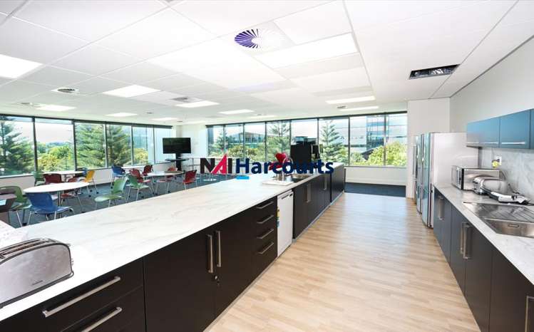 Address withheld Takapuna_3